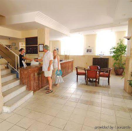 Akdeniz Apart Hotel Kusadası Exteriör bild