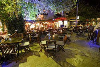 Akdeniz Apart Hotel Kusadası Exteriör bild