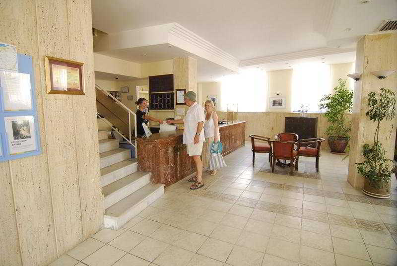 Akdeniz Apart Hotel Kusadası Exteriör bild