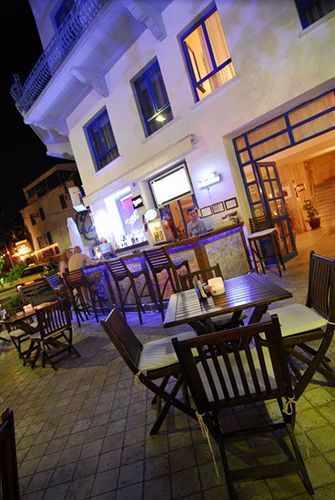 Akdeniz Apart Hotel Kusadası Exteriör bild